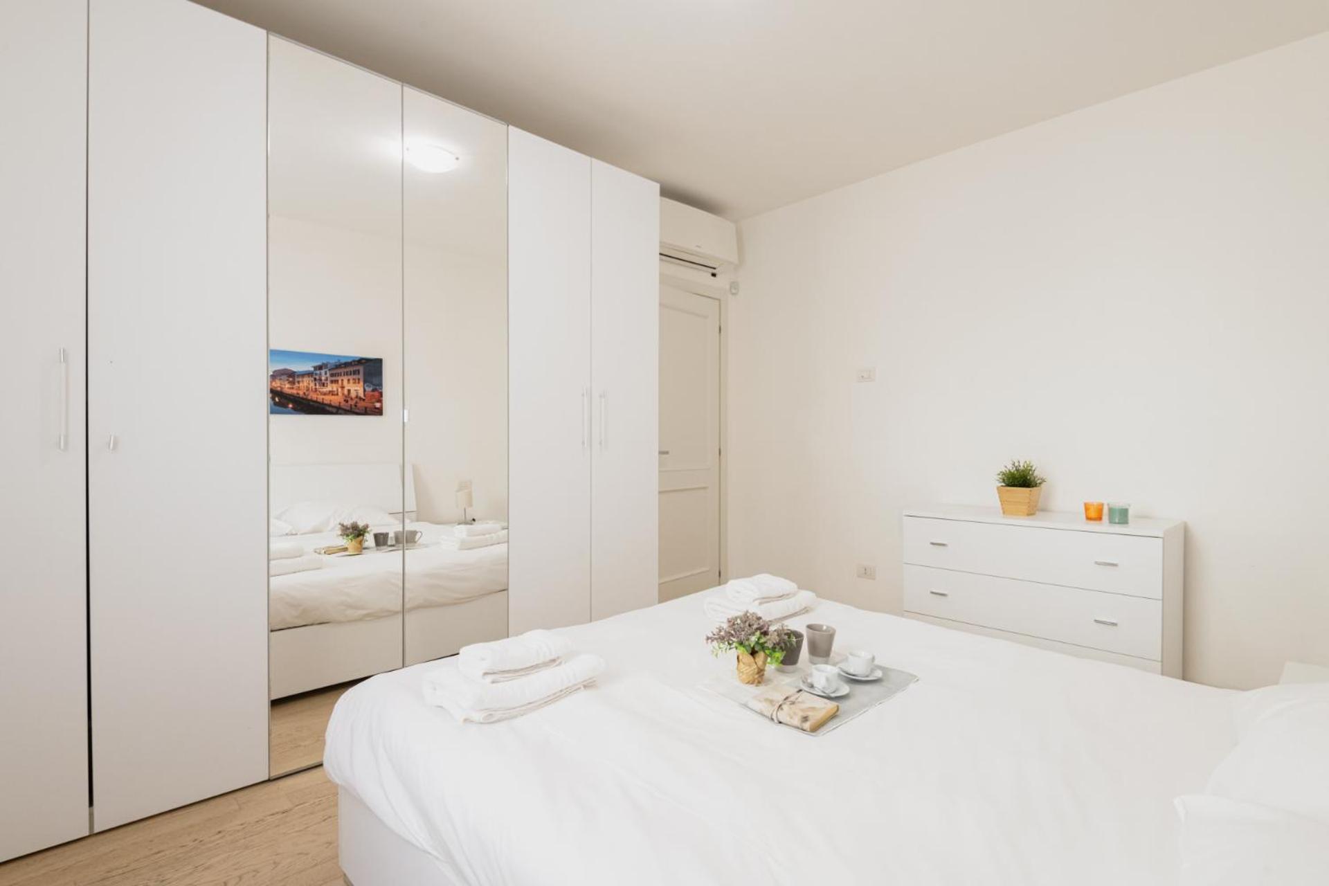 Easylife - Stile E Comfort Sui Navigli Apartment Milan Bagian luar foto